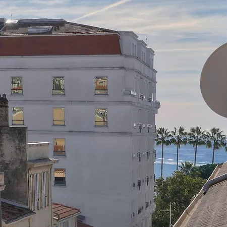 Ref 909 - Back Croisette - For Rent شقة *