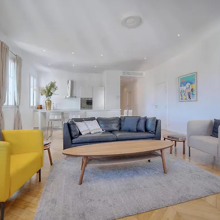 Ref 909 - Back Croisette - For Rent