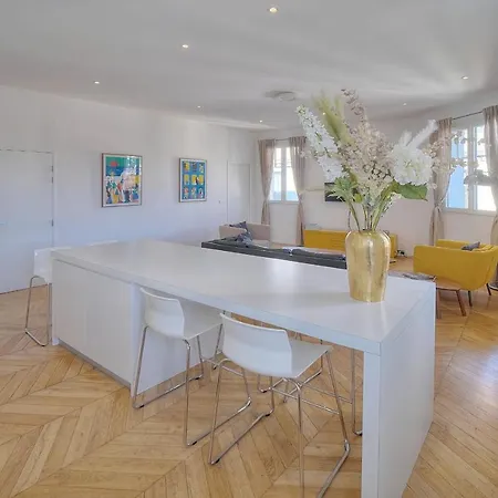 Ref 909 - Back Croisette - For Rent *