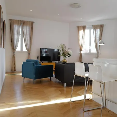 Apartment Ref 909 - Back Croisette - For Rent Cannes