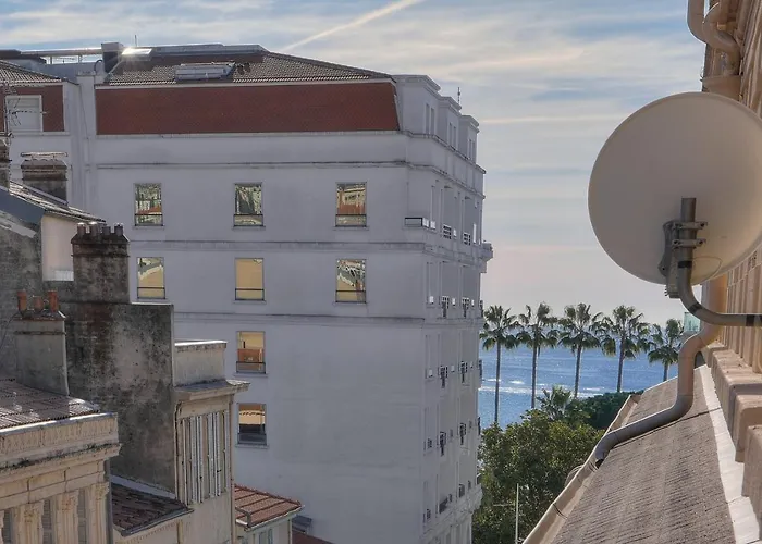 Ref 909 - Back Croisette - For Rent Apartamento *