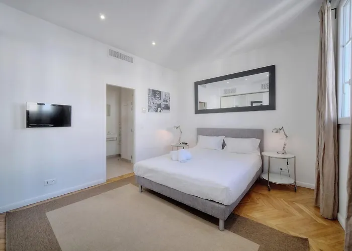 Ref 909 - Back Croisette - For Rent Apartamento Cannes